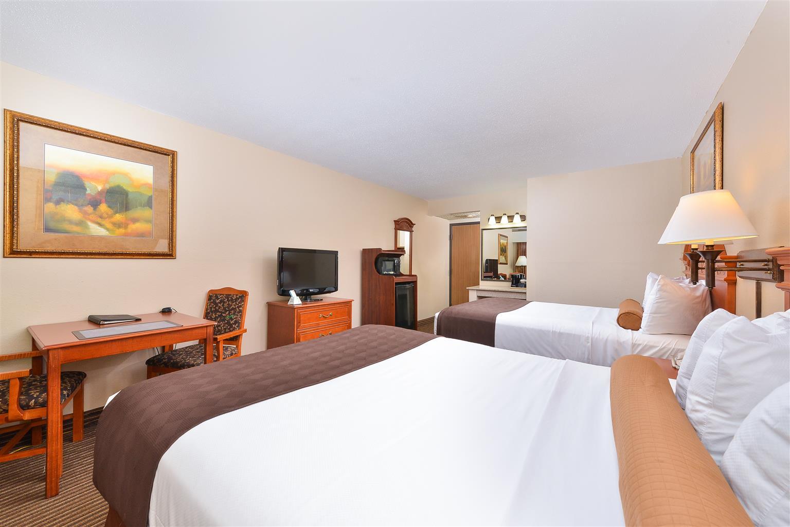 Revel Hotel Minot - Surestay Collection By Best Western ภายนอก รูปภาพ